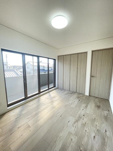 豊川市篠束町東宮の洋室画像