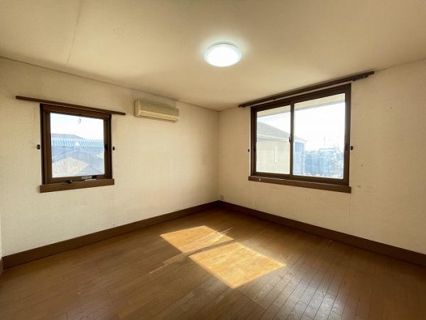 豊川市蔵子１丁目の中古一戸建の洋室画像