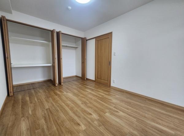 ピュアライフ草間Ⅲ 6階の洋室画像