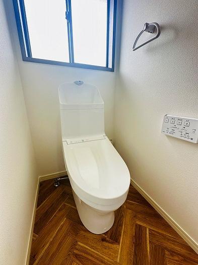 豊川市御油町汲ケ谷のトイレ画像