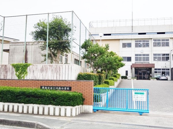 豊橋二川第1期　2号棟の小学校画像