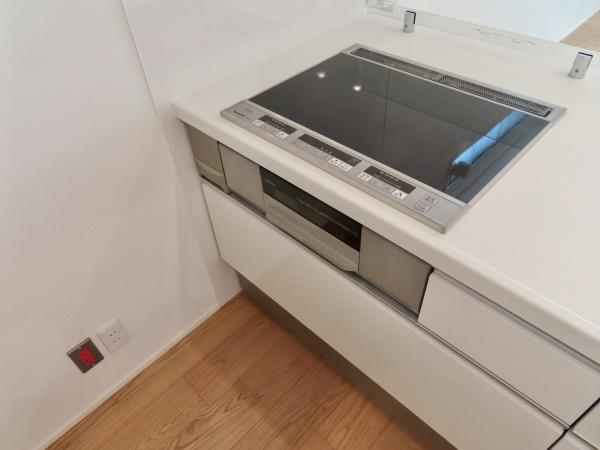 豊橋市大岩町字小山塚のキッチン画像