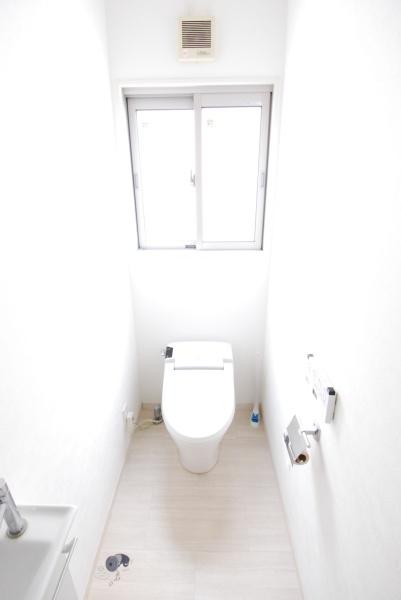 豊橋市大岩町字北山のトイレ画像