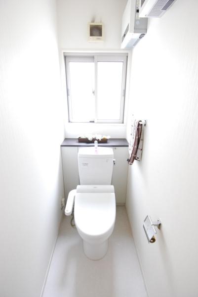 豊橋市大岩町字北山のトイレ画像