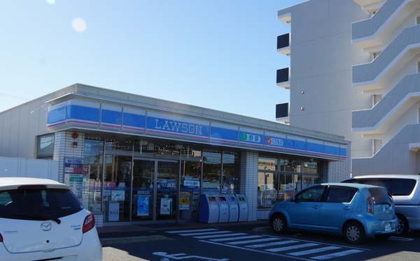 豊橋下地町第1期　3号棟のコンビニ画像