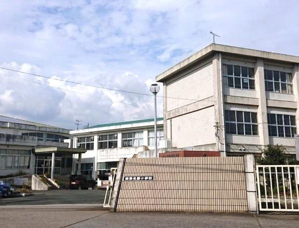 豊川市御津町広石第1期　3号棟の小学校画像