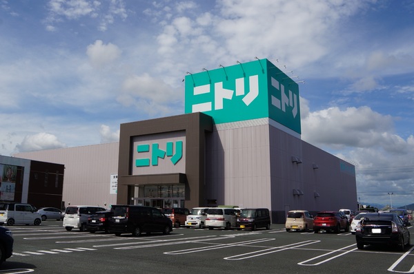 豊川市篠束町西宮のホームセンター画像