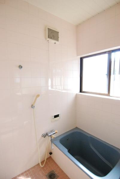 豊橋市高師町字北新切のバス画像