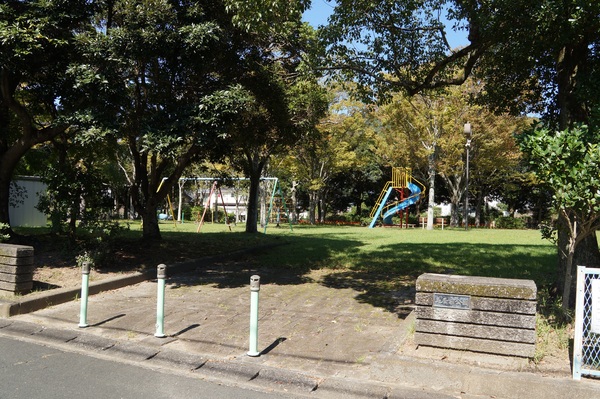 豊橋市多米東町3丁目の公園画像