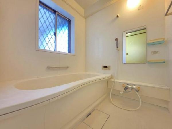 豊橋市忠興1丁目のバス画像