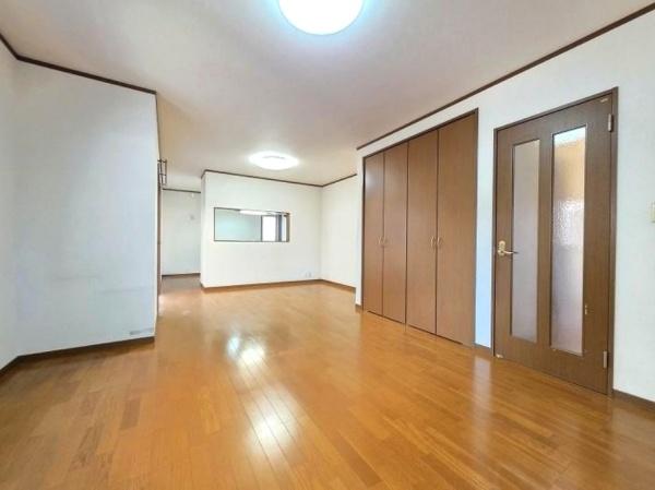 豊橋市忠興1丁目のリビング画像