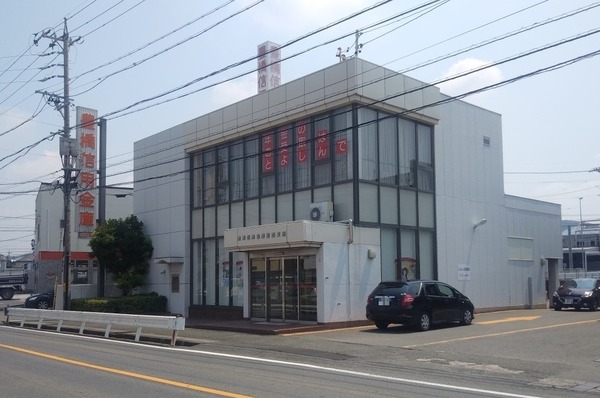 豊橋西幸町第1期 全1棟の銀行画像