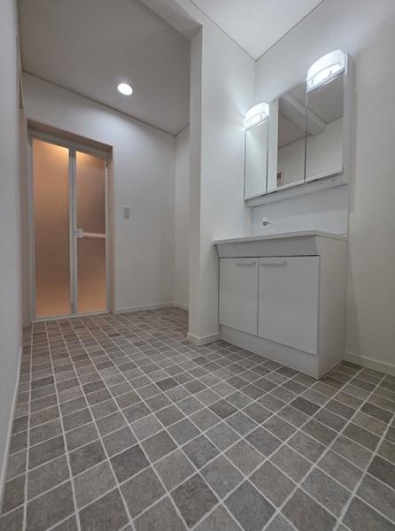 豊橋市大岩町字前荒田の洗面台・洗面所画像