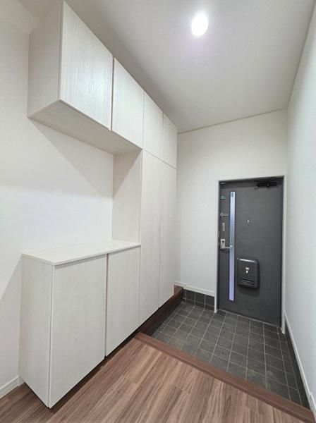 豊橋市大岩町字前荒田の玄関画像