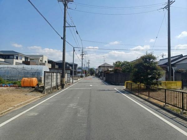 豊橋市春日町2丁目の前面道路含む現地写真画像