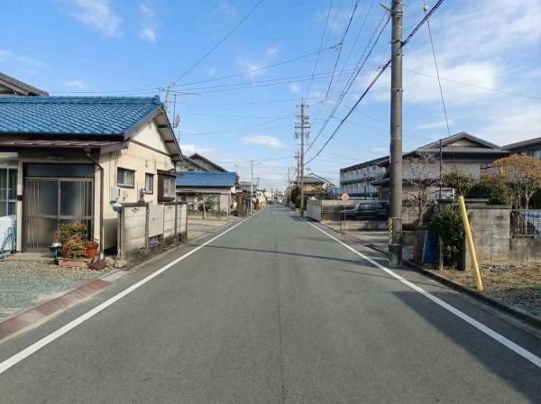 豊橋市春日町2丁目の前面道路含む現地写真画像
