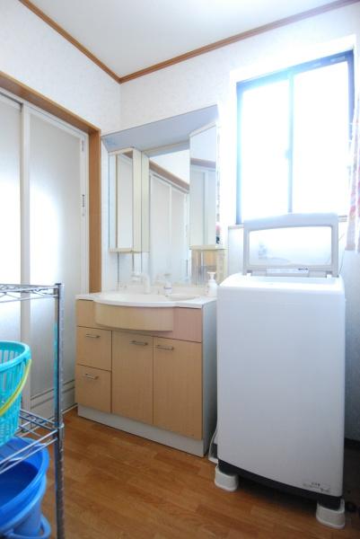 豊橋市下地町字宮前の洗面台・洗面所画像