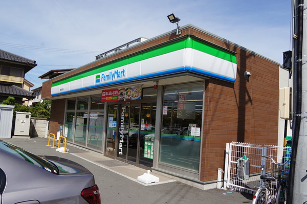 豊橋市草間町59期 2号棟のコンビニ画像