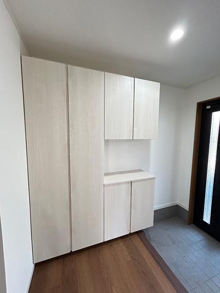 豊川市赤坂町東山の玄関画像