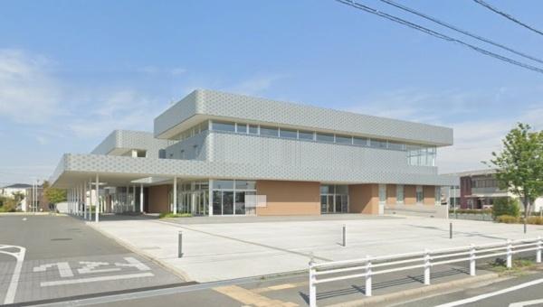 豊川市伊奈町第27 全1棟の図書館画像