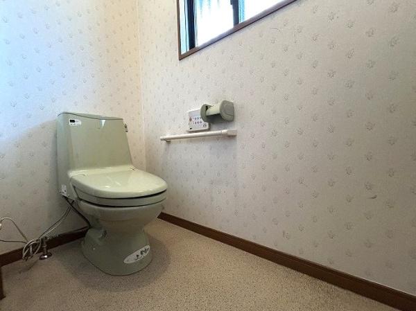 豊橋市大岩町北山のトイレ画像