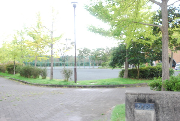 豊橋市多米西町第1期 2号棟の公園画像