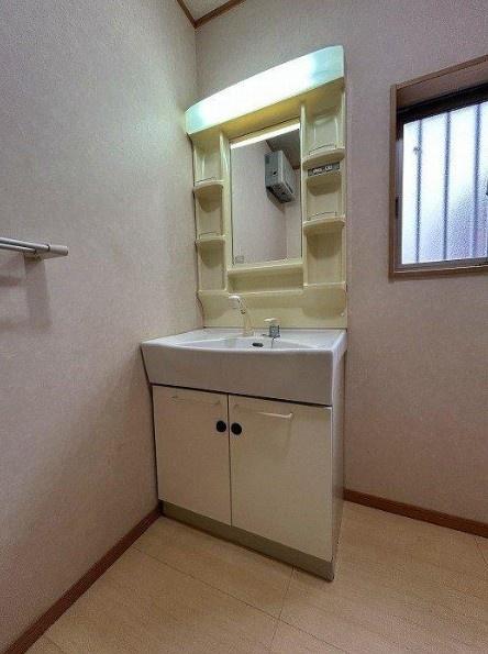 豊橋市前芝町西青の洗面台・洗面所画像