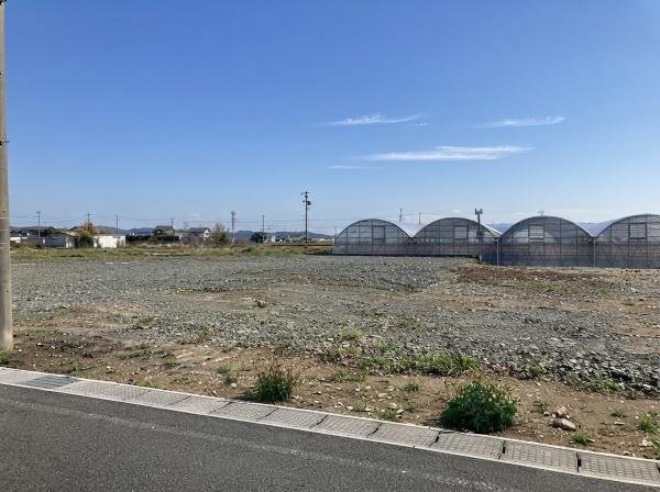 豊川市御津町第1期　3号棟の前面道路含む現地写真画像