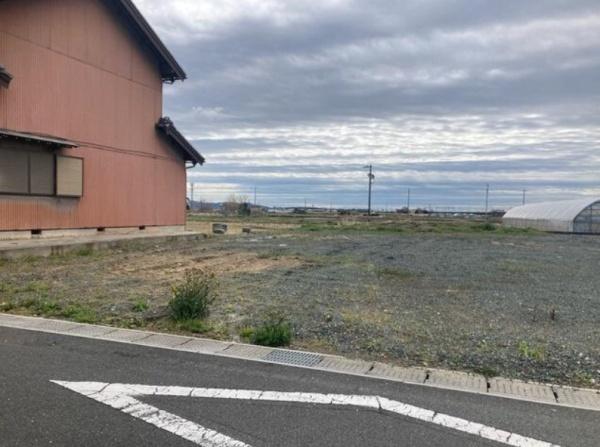 豊川市御津町第1期 1号棟の前面道路含む現地写真画像