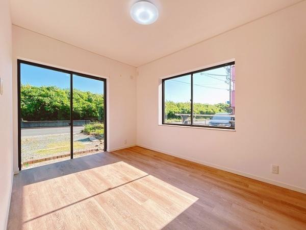 豊橋市野依町古川の洋室画像