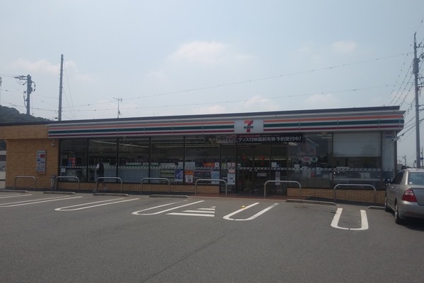 豊橋市岩屋町第1期 1号棟のコンビニ画像