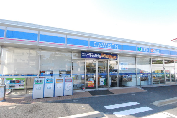 豊川市中条町第1期 1号棟のコンビニ画像