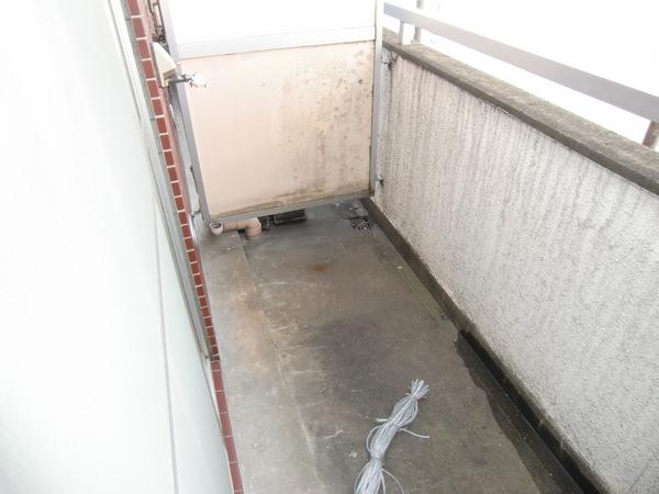 第二エステートオギモトのバルコニー画像