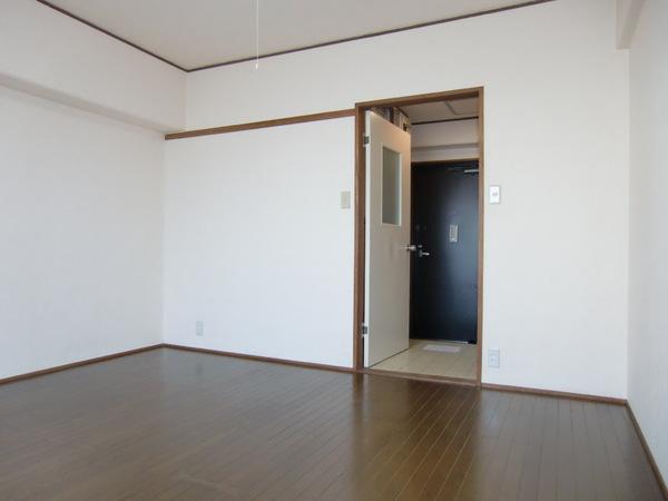 第二エステートオギモトの洋室画像