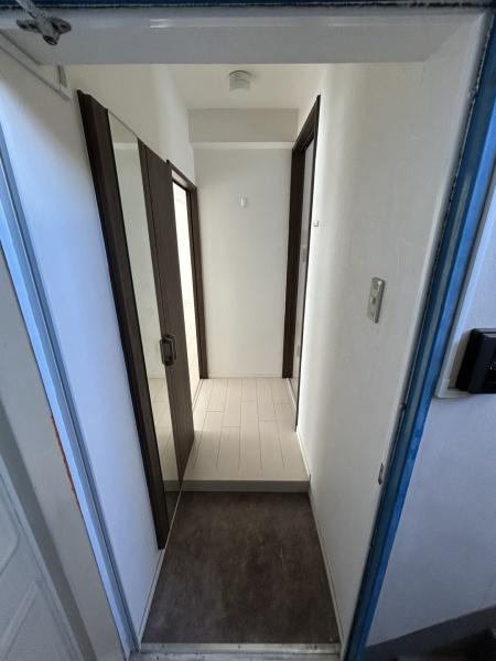 多摩川住宅ハー７号棟の玄関画像