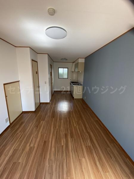 センチュリー府中５号館のリビング画像