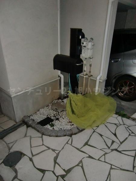 国領３丁目貸家のエントランス画像