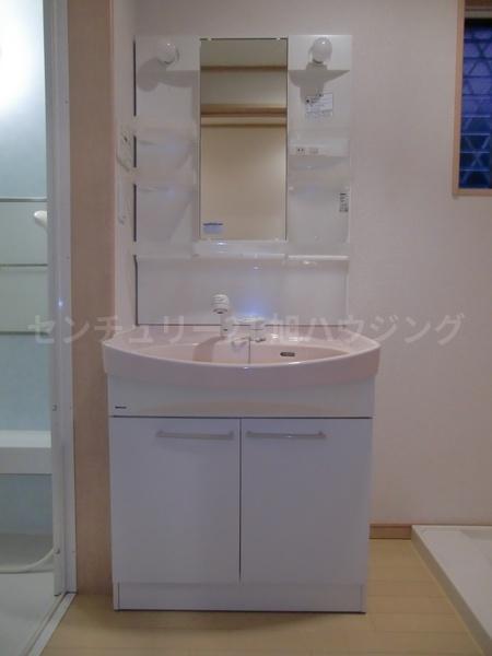 国領３丁目貸家の洗面台・洗面所画像