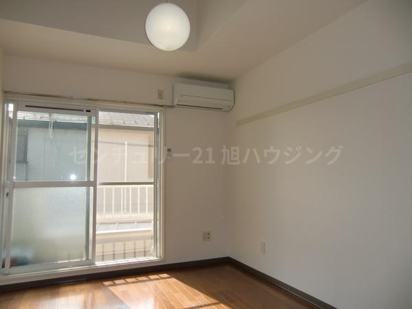 ガーデンハイツNo.５の洋室画像
