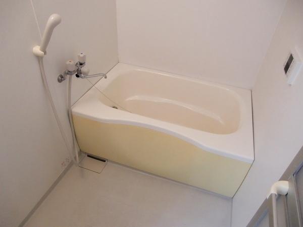 クレセントトミザワのバス画像