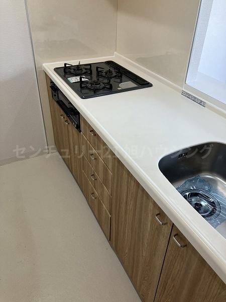 調布市国領町1丁目のマンションのキッチン画像