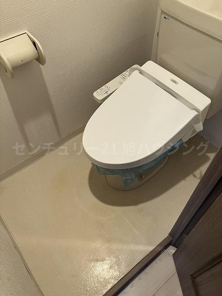 調布市国領町1丁目のマンションのトイレ画像