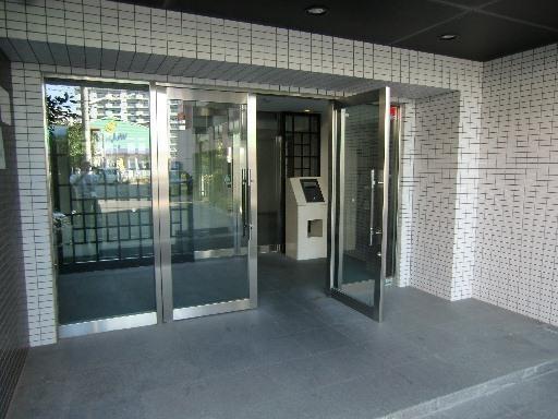 レディアス調布国領のエントランス画像