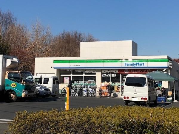 小黒荘のコンビニ画像