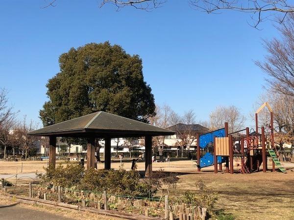 小黒荘の公園画像