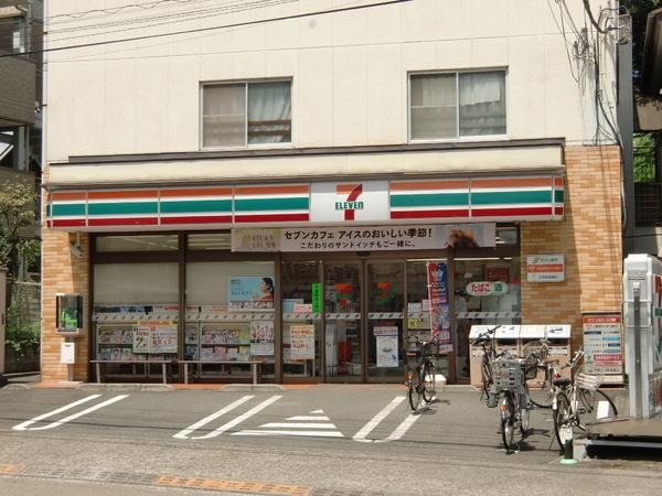 大竹ハイツ２のコンビニ画像