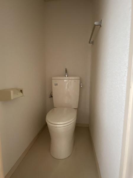 調布市国領町１丁目のマンション　トイレ