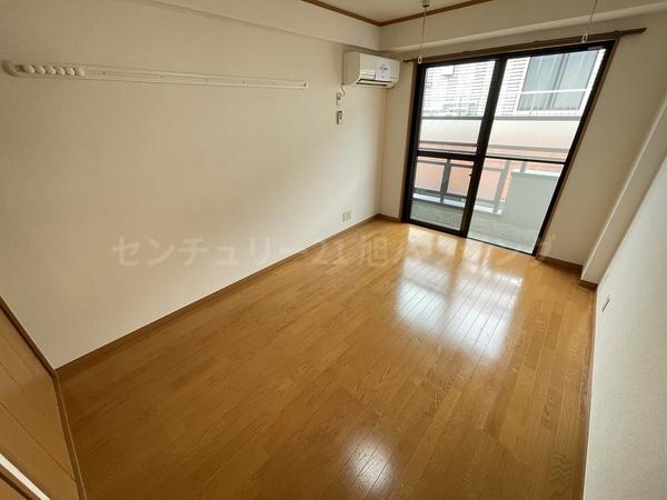 グランシャリオの洋室画像