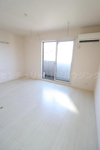 マーリエ調布のリビング画像