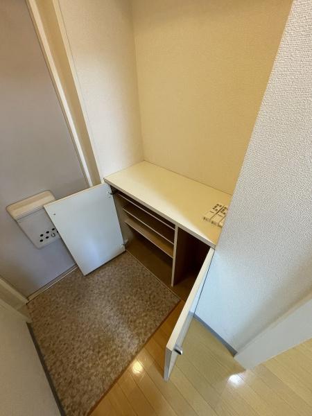 高ひろハイツの玄関画像